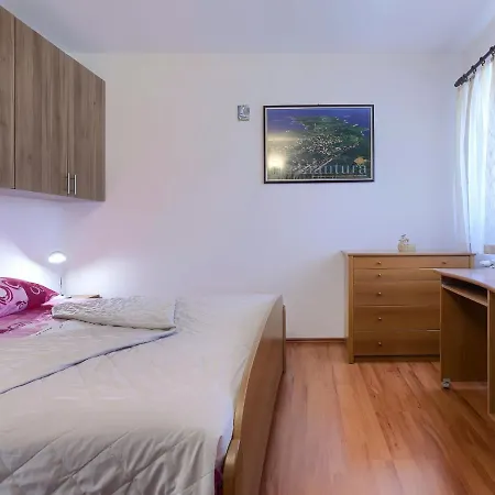 Matej By Interhome Апартаменты Пула